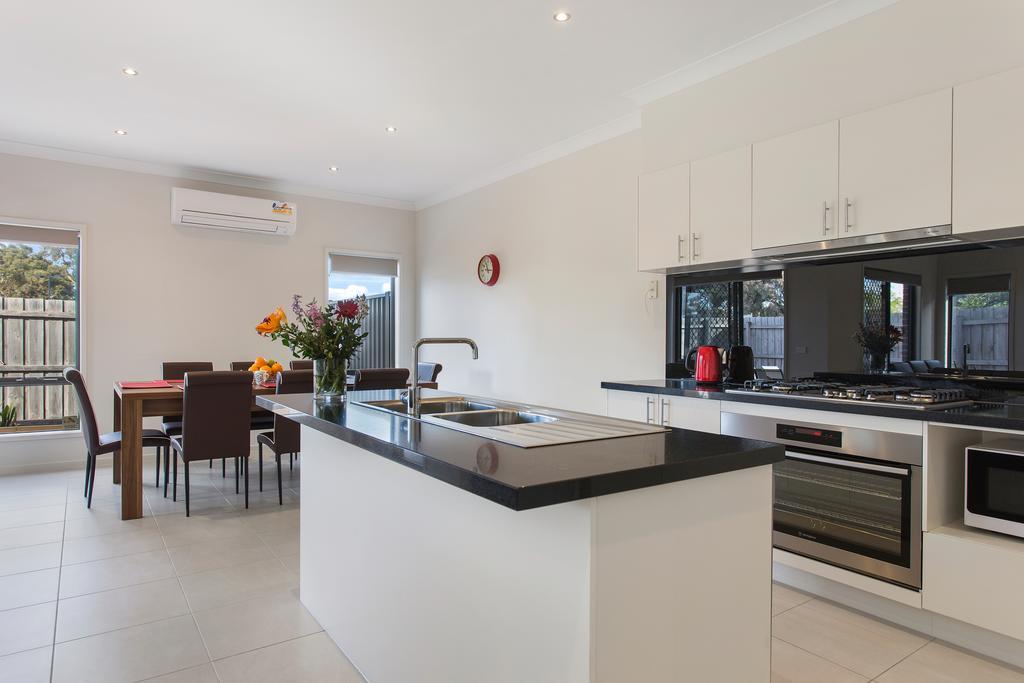 Bradford Place-Melbourne Bagian luar foto